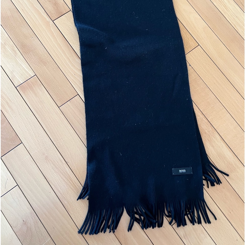 Hugo boss wooll mens scarf